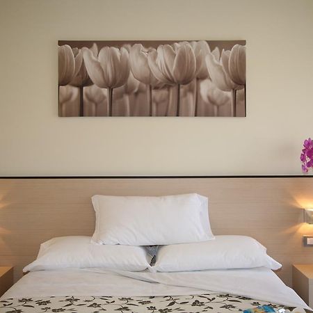 Albergo Borgonovo Badia  Quarto foto